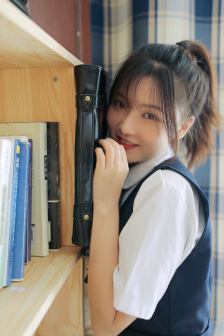 男人和女人亲吻视频